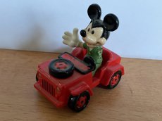 +  Walt Disney Mickey in auto 10
