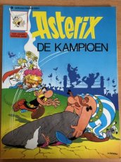 Asterix en Obelix deel 03 Asterix de Kampioen