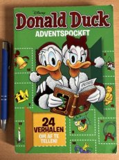 Donald Duck aventspocket met 24 mini-strip verhale